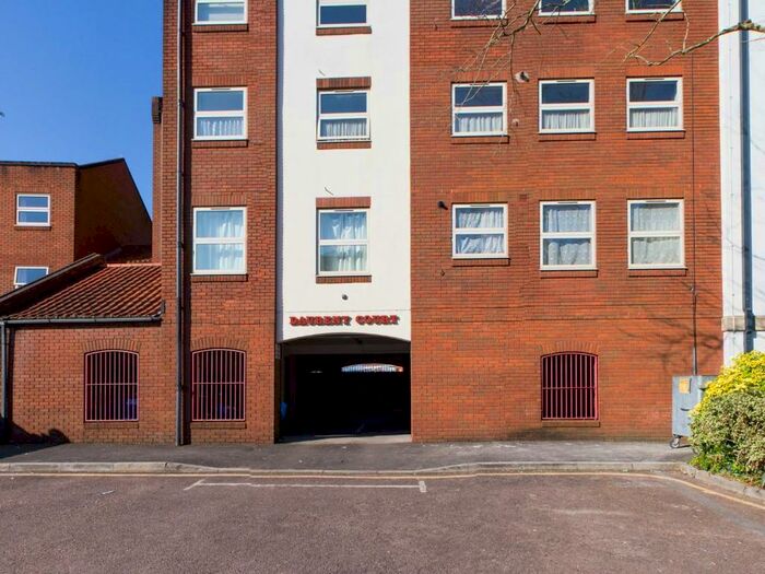 2 Bedroom Apartment To Rent In Daubeny Court, Draycot Place, Bristol, BS1