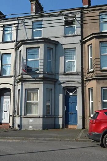 4 Bedroom Mid Terraced House For Sale In Thomas Street, Portadown, BT62