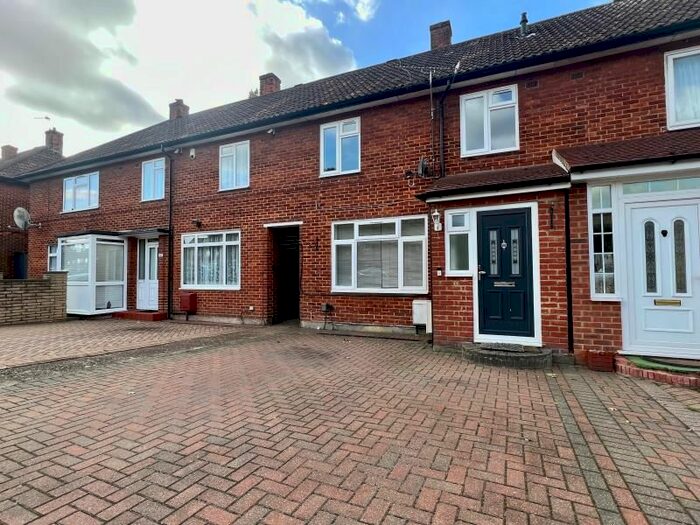 3 Bedroom Terraced House To Rent In Courtenay Avenue, Harrow, HA3