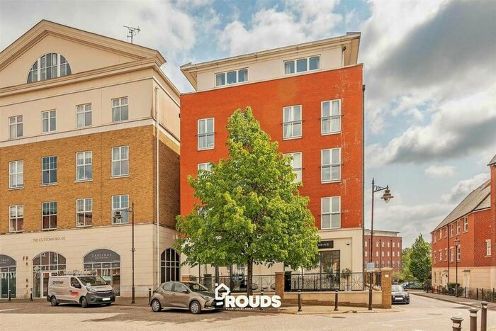 2 Bedroom Flat To Rent In Lock House, Waterside, Dickens Heath, Shirley, Solihull, West Midlands, B90