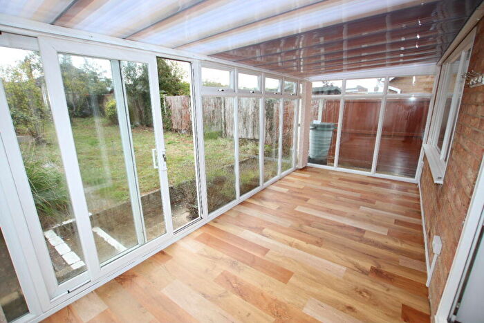 1 Bedroom Bungalow For Sale In Slade Road, Holland On Sea, CO15