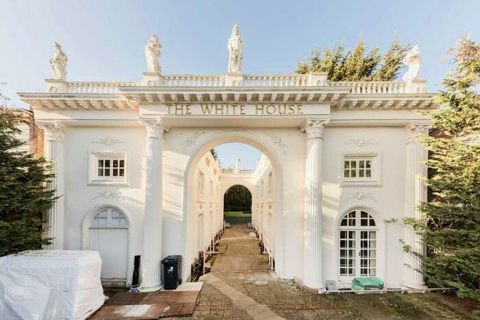 2 Bedroom Flat To Rent In Park View Road, London, W5