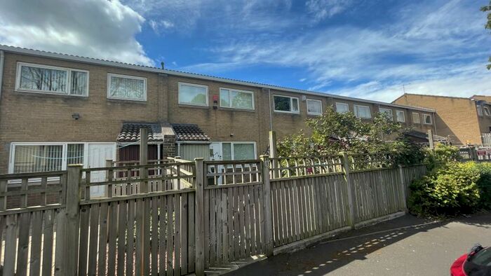 3 Bedroom House To Rent In Monday Crescent, Newcastle, NE4