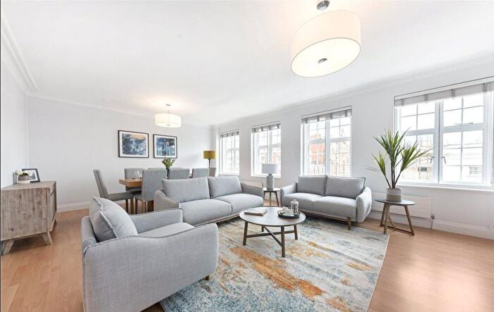 3 Bedroom Apartment To Rent In Circus Road, St John's Wood, London, NW8