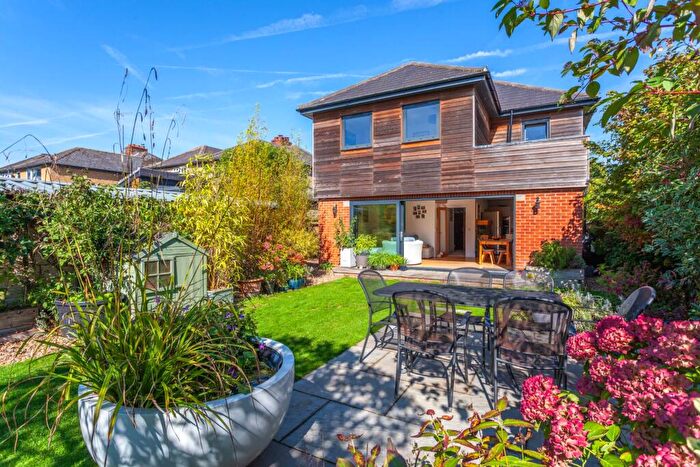 4 Bedroom Detached House For Sale In Reades Lane, Gallowstree Common, South Oxfordshire, RG4