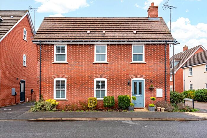 3 Bedroom Detached House For Sale In Greensand View, Woburn Sands, Milton Keynes, Buckinghamshire, MK17