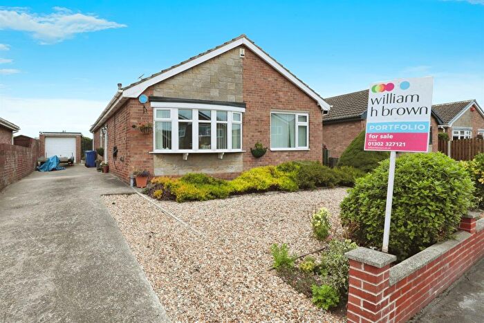 3 Bedroom Detached Bungalow For Sale In Newtree Drive, Wadworth, Doncaster, DN11