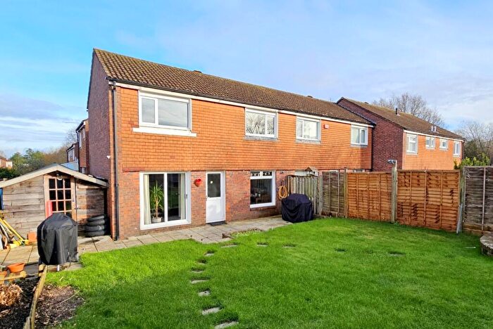 3 Bedroom End Of Terrace House To Rent In Lovell Path, Ifield, Crawley, West Sussex., RH11