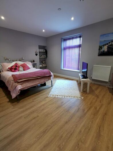4 Bedroom Property To Rent In Craddock Street, City Centre, Swansea, SA1