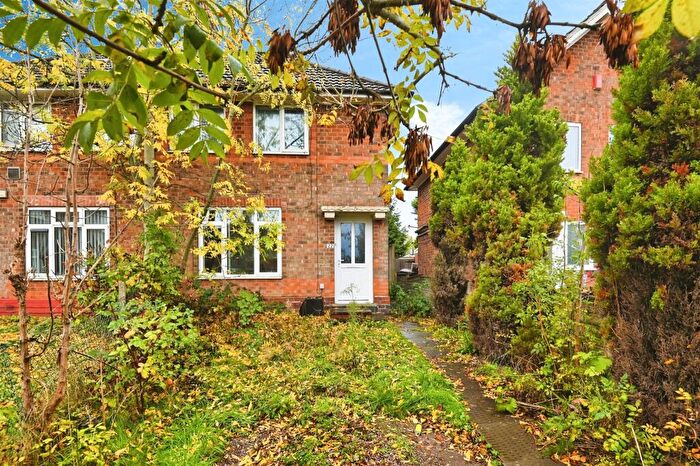2 Bedroom Semi Detached House For Sale In Betley Grove, Birmingham, B33
