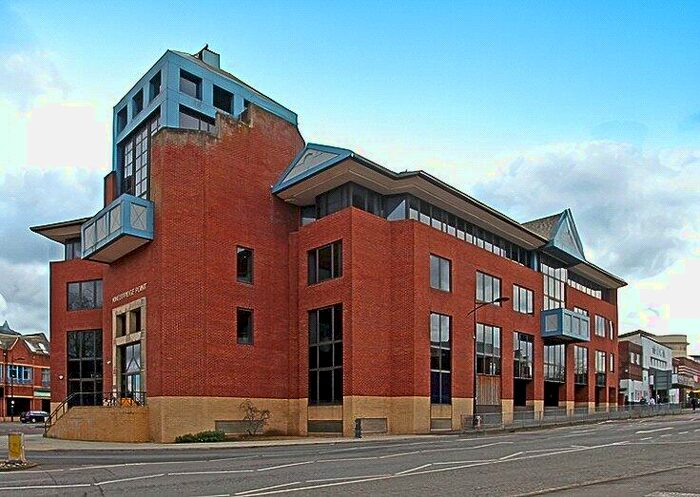 1 Bedroom Apartment To Rent In Kingsbridge Point, Clarence Street, Old Town, Swindon, SN1