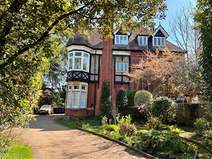 Studio For Sale In Cranley Road, Guildford, Surrey, GU1
