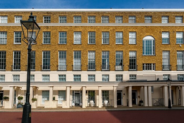 4 Bedroom Apartment To Rent In York Terrace West, London, NW1