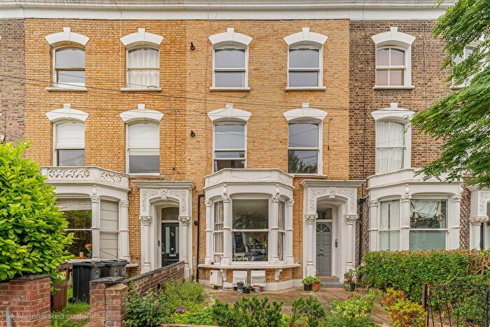 1 Bedroom Flat For Sale In Springdale Road, London, Greater London, N16