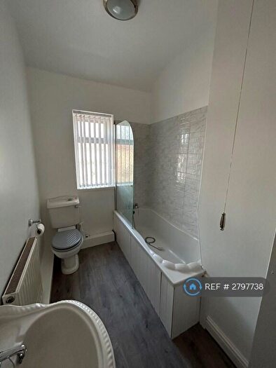 2 Bedroom Terraced House To Rent In Manor Road, Askern, Doncaster, DN6