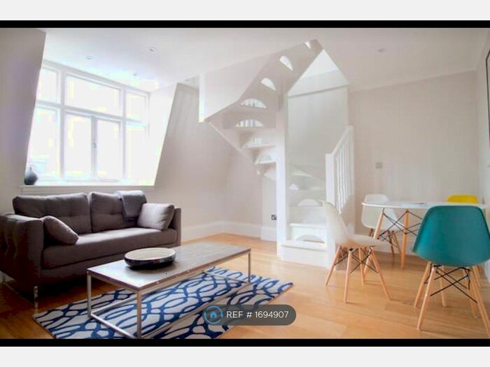 2 Bedroom Flat To Rent In Rupert Street, London, W1D