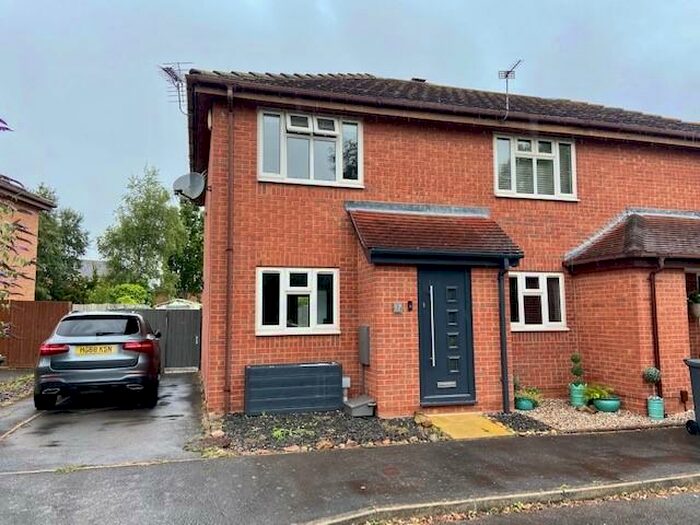 2 Bedroom House To Rent In Thornthwaite Close, Gamston, NG2