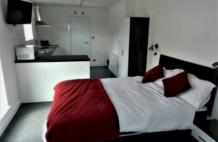 Studio To Rent In London Road, Coventry CV1