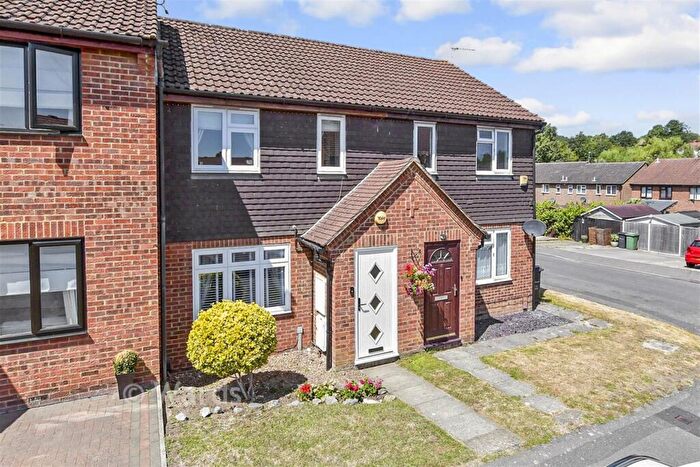 3 Bedroom Terraced House For Sale In Launder Way, Maidstone, Kent, ME15