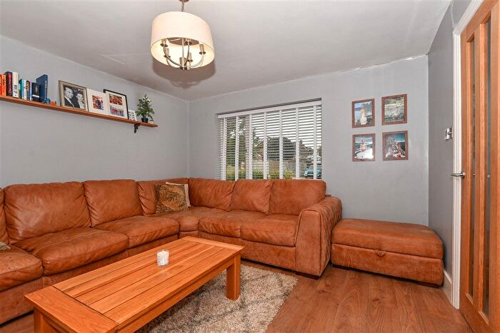 3 Bedroom Semi-Detached House For Sale In Prospect Way, Brabourne Lees, Kent, TN25