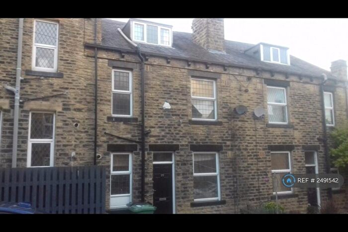 2 Bedroom Terraced House To Rent In Eggleston Street, Leeds, LS13