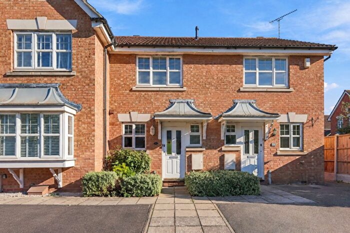 2 Bedroom Terraced House For Sale In Grosvenor Road, Rayleigh, SS6