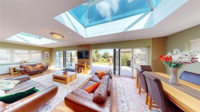5 Bedroom Bungalow For Sale In Hillcrest Road, Horndon-On-The-Hill, Essex, SS17