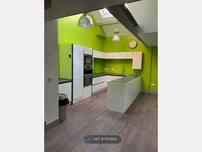 2 Bedroom Terraced House To Rent In Grove Place, Leamington Spa, CV31