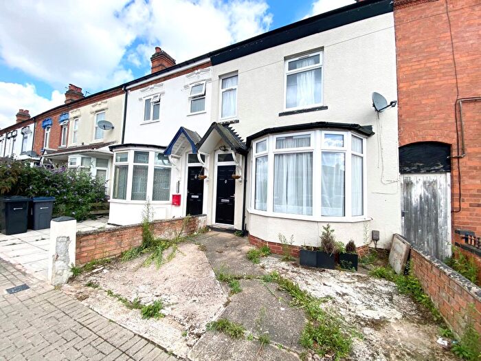 3 Bedroom Terraced House To Rent In Douglas Road, Birmingham, B27