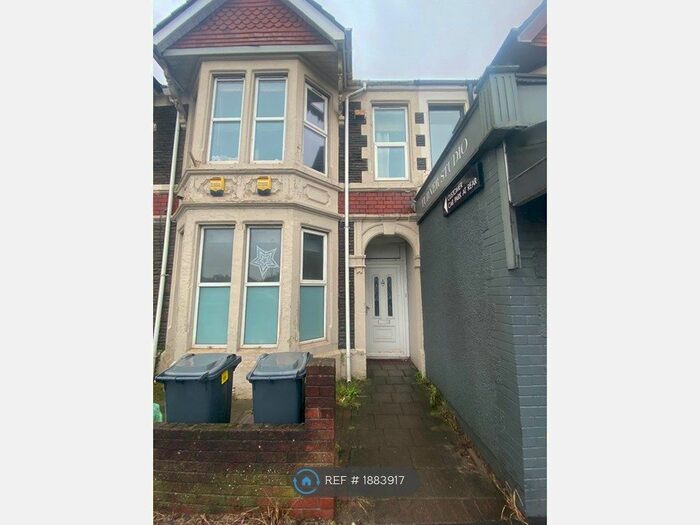 2 Bedroom Flat To Rent In North Road, Cardiff, CF14