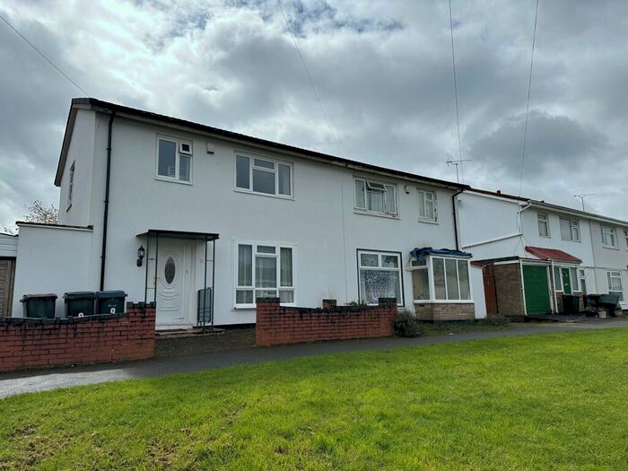 3 Bedroom Semi-Detached House To Rent In Whitchurch Way, Canley, CV4