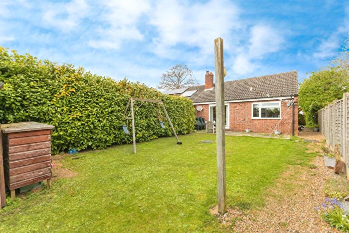 2 Bedroom Semi-Detached Bungalow For Sale In Bunwell Street, Bunwell, Norwich, NR16