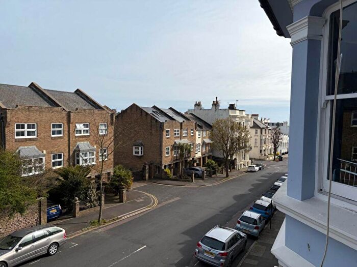 2 Bedroom Maisonette To Rent In Chichester Place, Kemp Town, Brighton, BN2