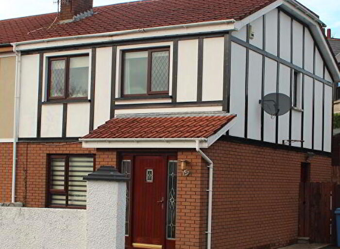 3 Bedroom Semi-Detached House For Sale In Lisieux Avenue, Newry, BT34