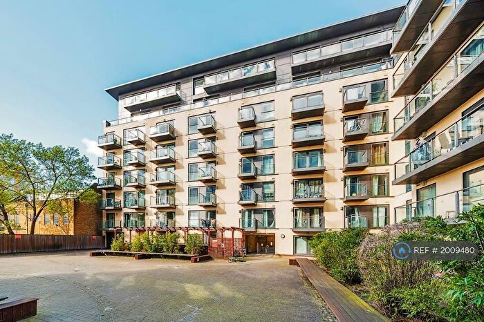 1 Bedroom Flat To Rent In High Street, Slough, SL1