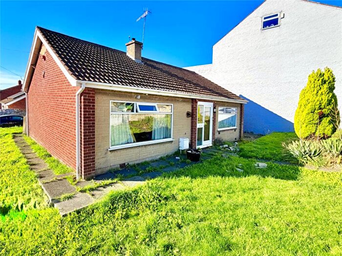 2 Bedroom Bungalow For Sale In Cemetery Road, Hemingfield, Barnsley, S73