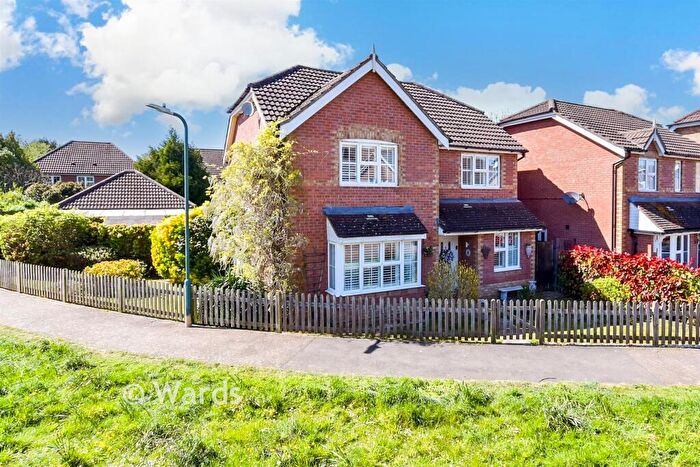 4 Bedroom Detached House For Sale In Lockham Farm Avenue, Boughton Monchelsea, Maidstone, Kent, ME17