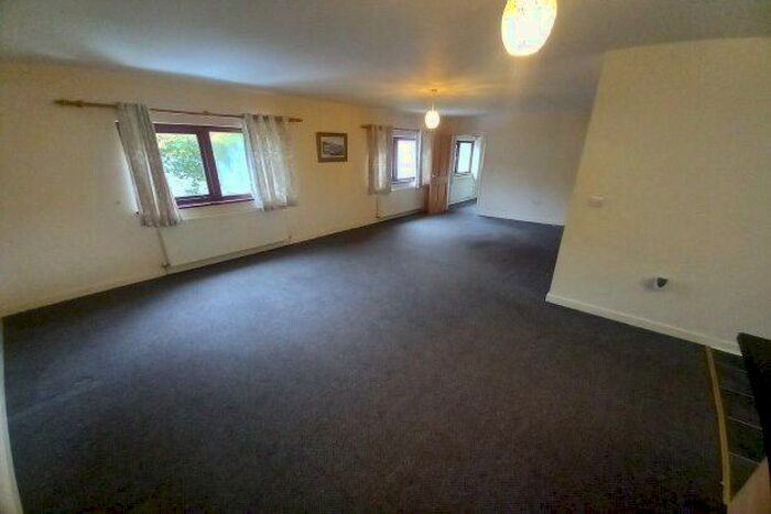 2 Bedroom Flat To Rent In Llanystumdwy, Criccieth, LL52
