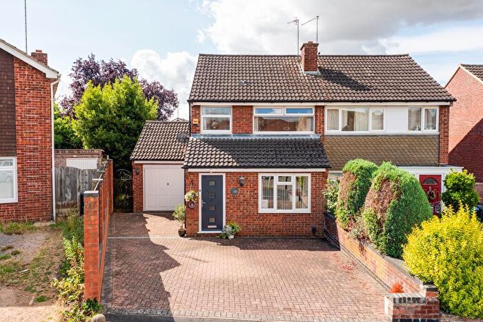 3 Bedroom Semi-Detached House For Sale In Culloden Drive, Kettering, NN15