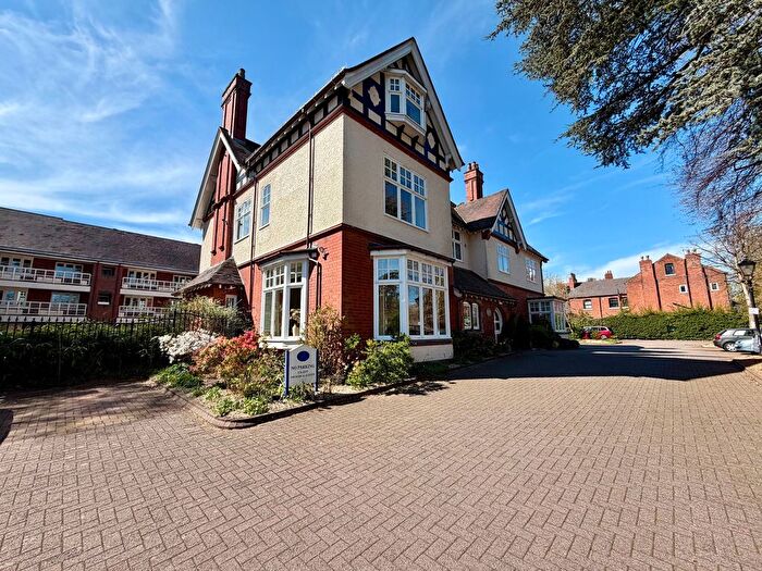 2 Bedroom Flat For Sale In Burcot Court, Four Oaks Road, Sutton Coldfield, B74