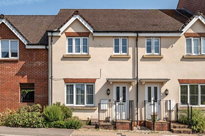 3 Bedroom Terraced House To Rent In Sparrowhawk Way, Bracknell, RG12