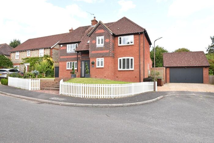 4 Bedroom Detached House For Sale In Downlands, Harrietsham, ME17