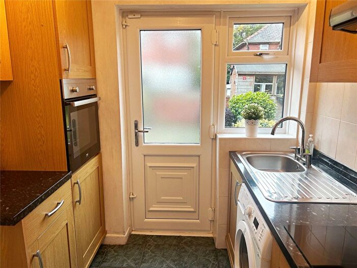 2 Bedroom Semi-Detached House For Sale In Prior Street, Glodwick, Oldham, OL8