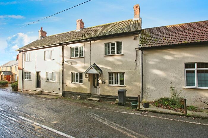 3 Bedroom Terraced House For Sale In Clapton Road, Clapton, Crewkerne, TA18