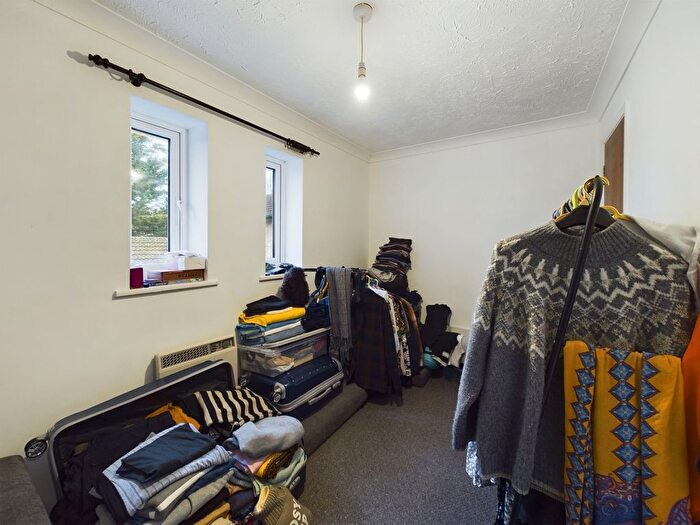 2 Bedroom Semi-Detached House For Sale In Albany Walk, Peterborough, PE2