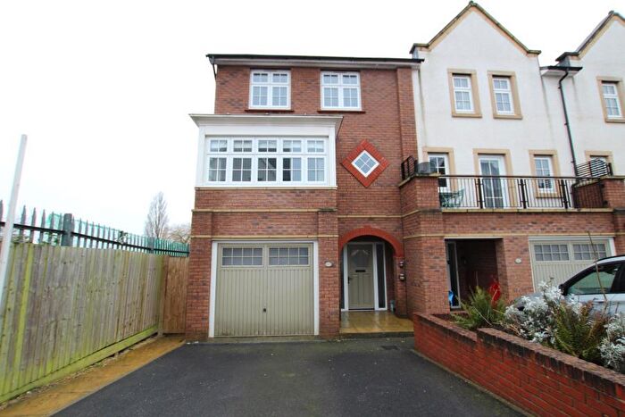 5 Bedroom End Of Terrace House To Rent In Danby Street - Cheswick Village, BS16