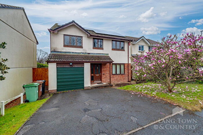 4 Bedroom Detached House For Sale In Oak Drive, Crownhill, Plymouth, PL6