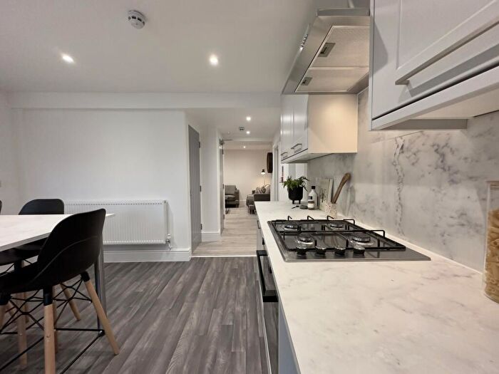 6 Bedroom Flat To Rent In Monks Road, Lincoln, LN2