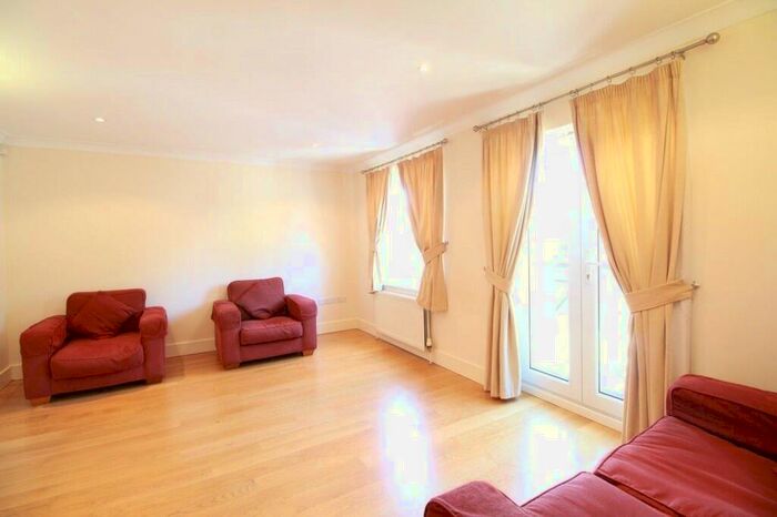 1 Bedroom Apartment To Rent In Leslie Road, East Finchley, London, N2