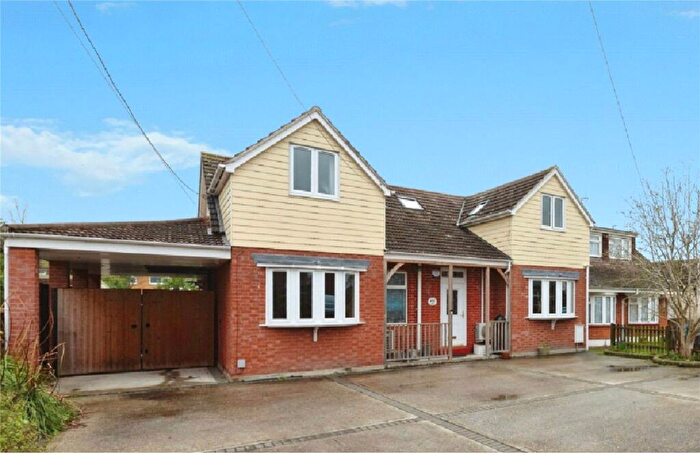 4 Bedroom Detached House For Sale In Ashingdon Road, Rochford, Essex, SS4
